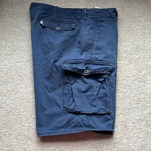 Men’s Levi’s Cargo Shorts